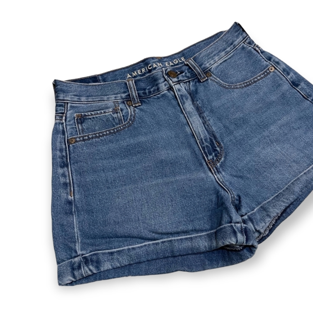AE High Rise Mom Shorts - Picture 2 of 4